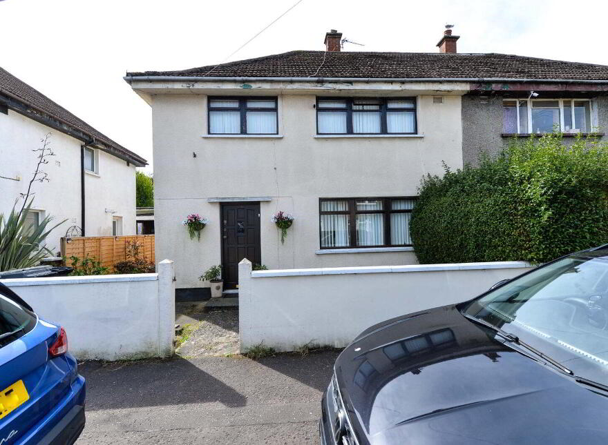 28 Connsbrook Park, Belfast, BT4 1NF photo