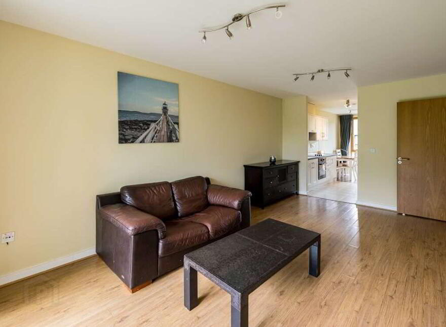 68 Academy Square, Co. Meath 68 Academy Square, Navan Meath, C15HW28