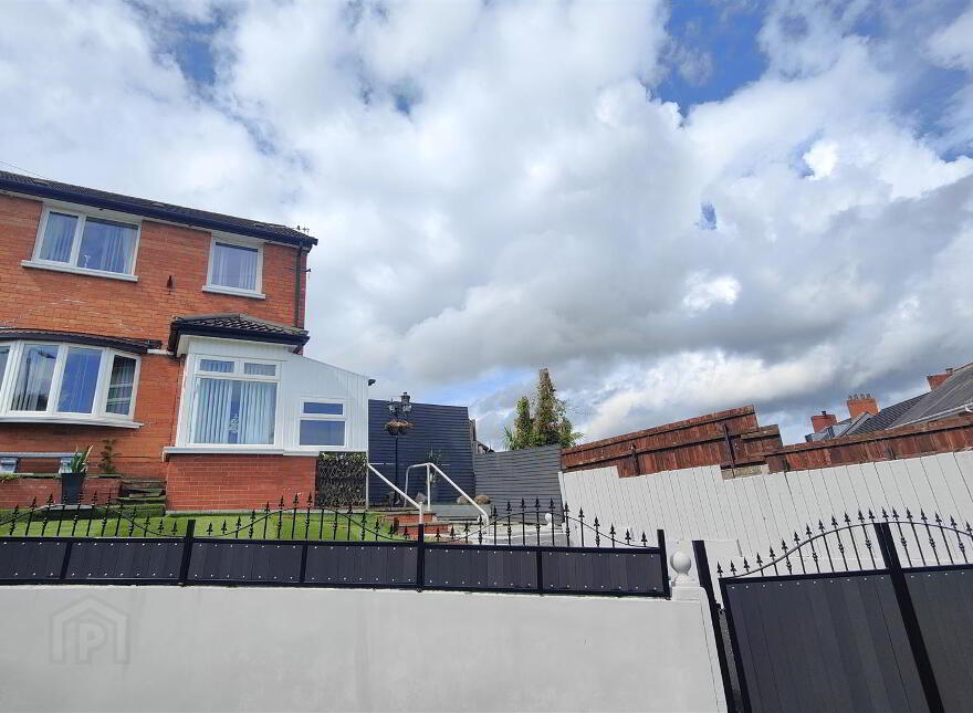 1 Duffield Park, Belfast, BT13 3QN photo
