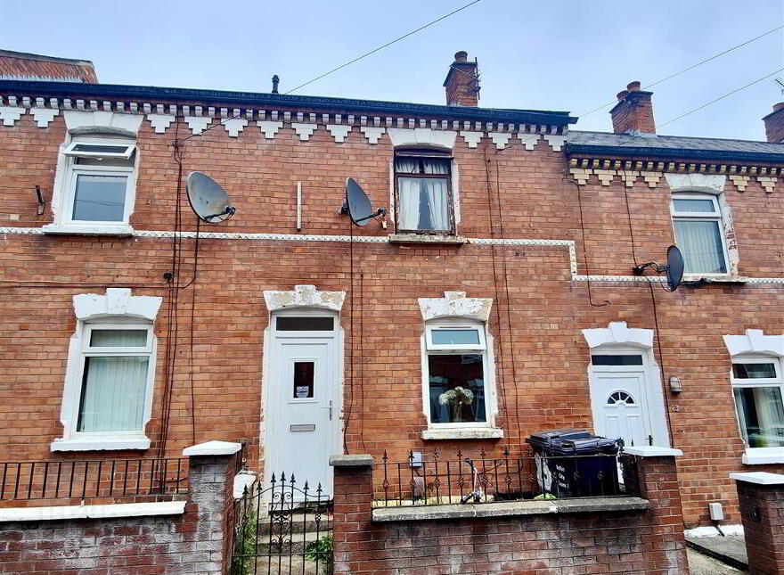 25 Enfield Parade, Belfast, BT13 3DX photo