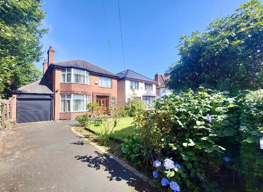 10 Alexandra Gardens, Belfast, BT15 3LJ