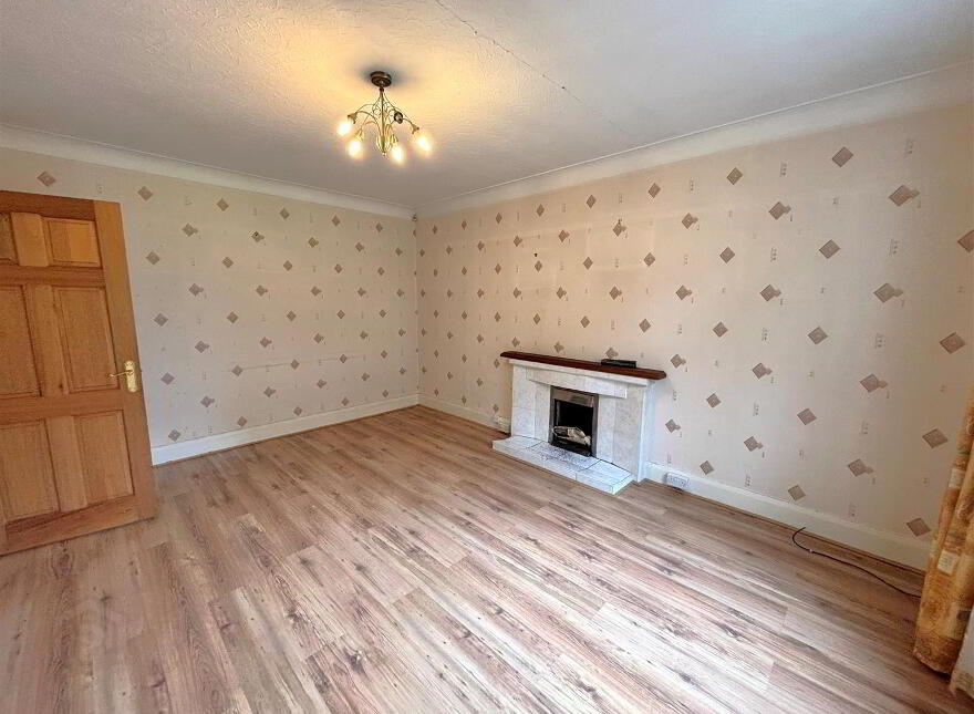 10 Alexandra Gardens, Belfast, BT15 3LJ