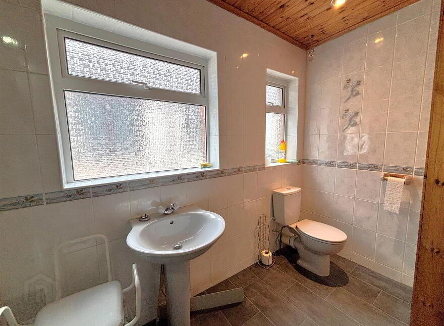 10 Alexandra Gardens, Belfast, BT15 3LJ