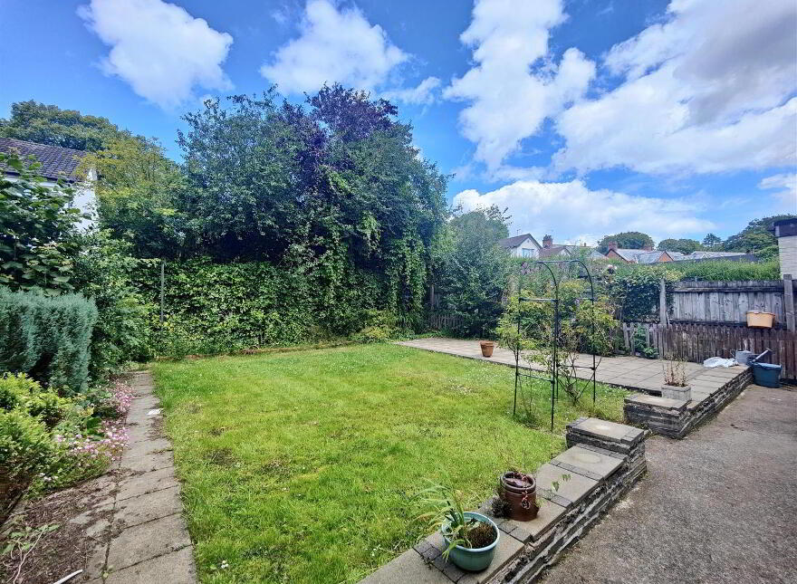 10 Alexandra Gardens, Belfast, BT15 3LJ