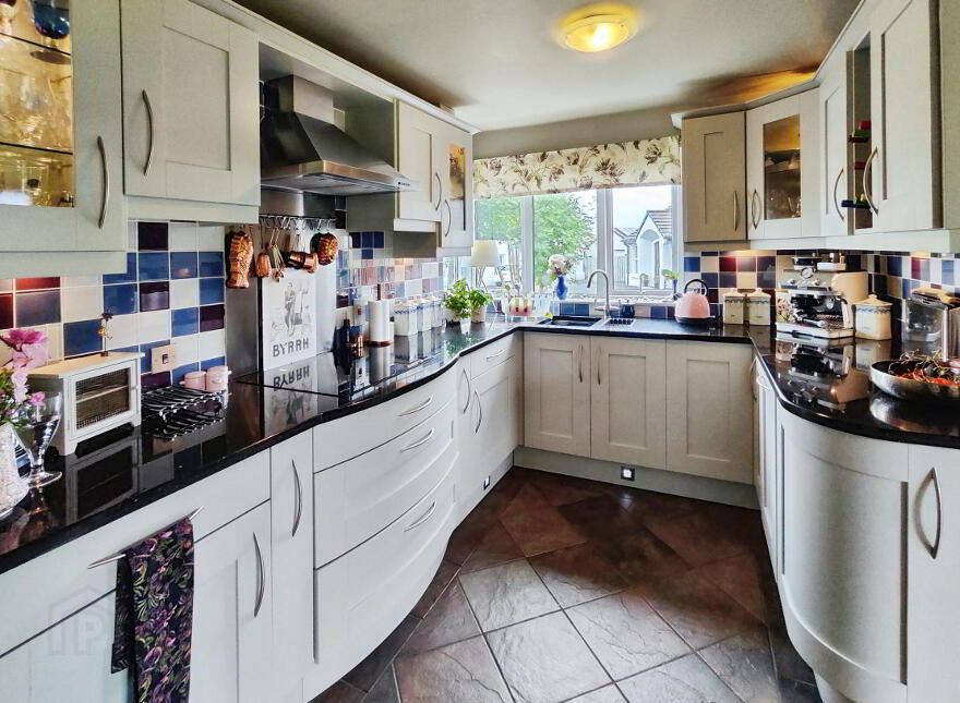 19 Magheraboy Drive, Portrush, BT56 8GP