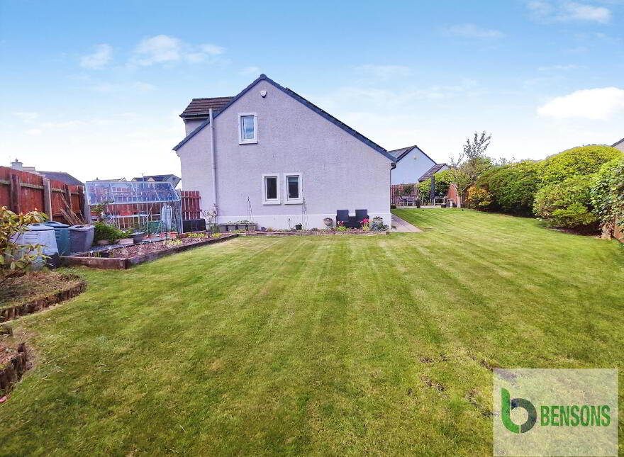 19 Magheraboy Drive, Portrush, BT56 8GP
