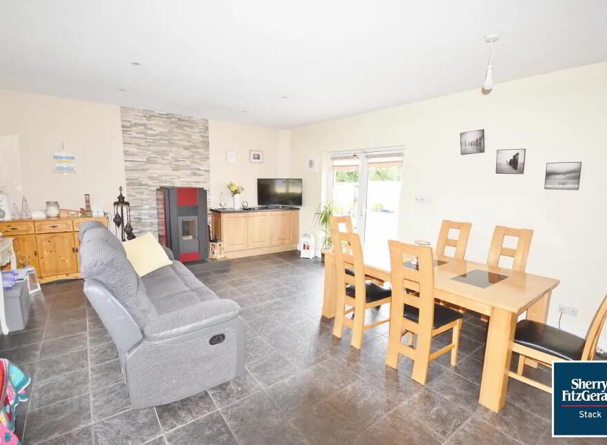 Gortroe, Castletown, Kilmallock, V35V320