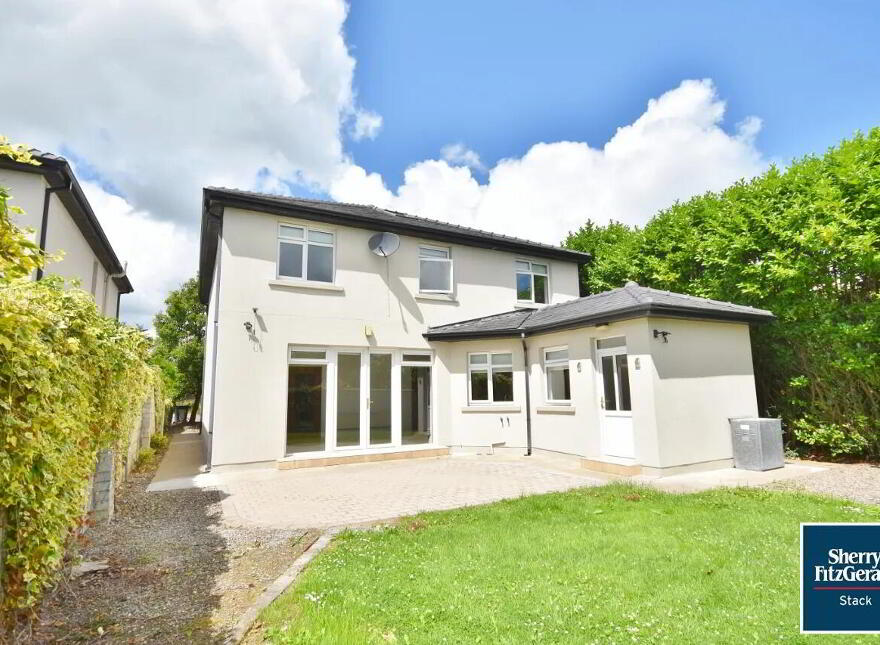 1 Cois Teampaill, Newcastle West, V42HP28