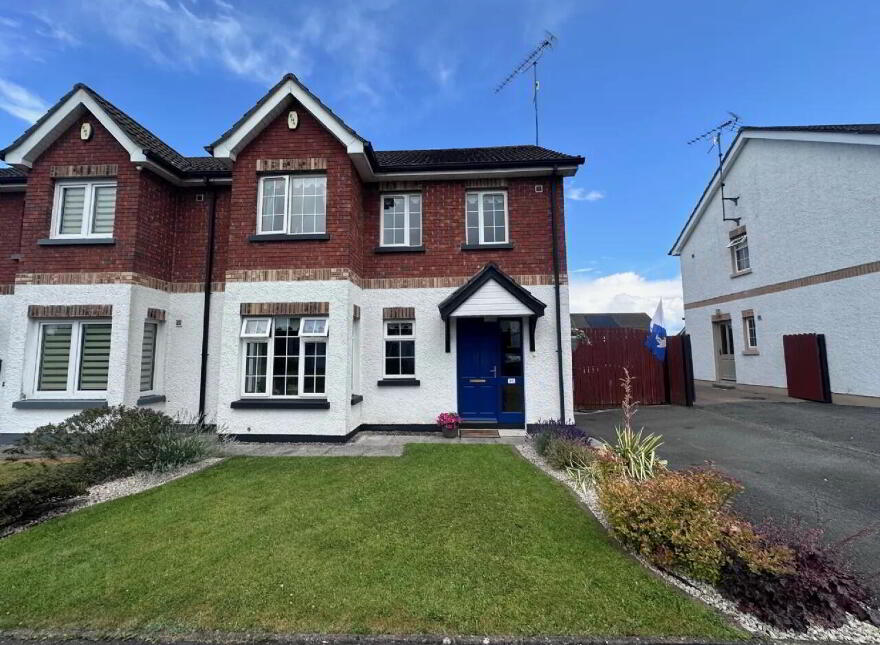 92 Foxfield, Carrickmacross, A81KX77 photo