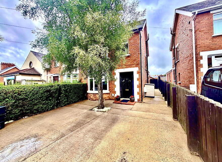 48 Somerton Road, Belfast, BT15 3LG photo