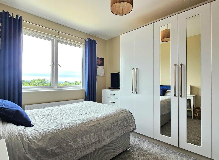 4 Bashford Drive, Carrickfergus, BT38 9TW