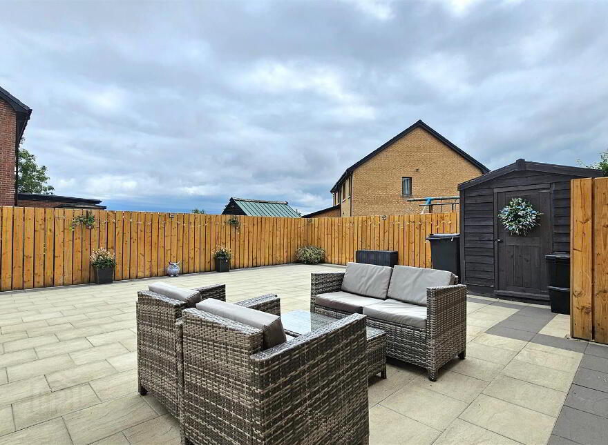 4 Bashford Drive, Carrickfergus, BT38 9TW