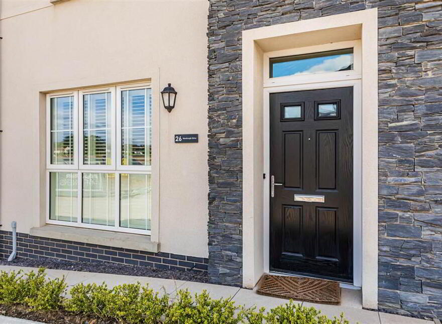 26 Mealough Drive, Carryduff, Belfast, BT8 8SH