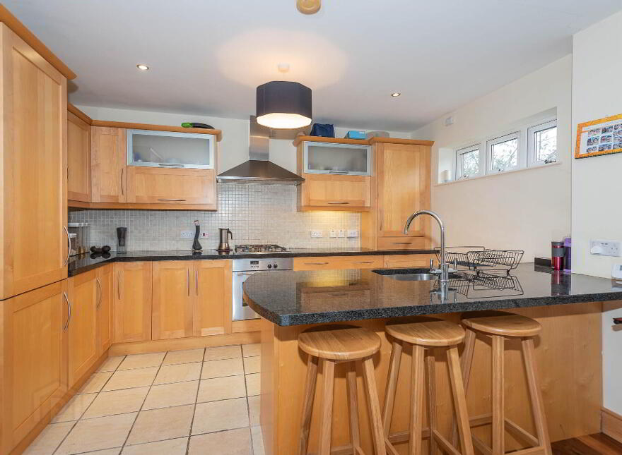 Apt 9, 1 Deramore Park South, Belfast, BT9 5JY