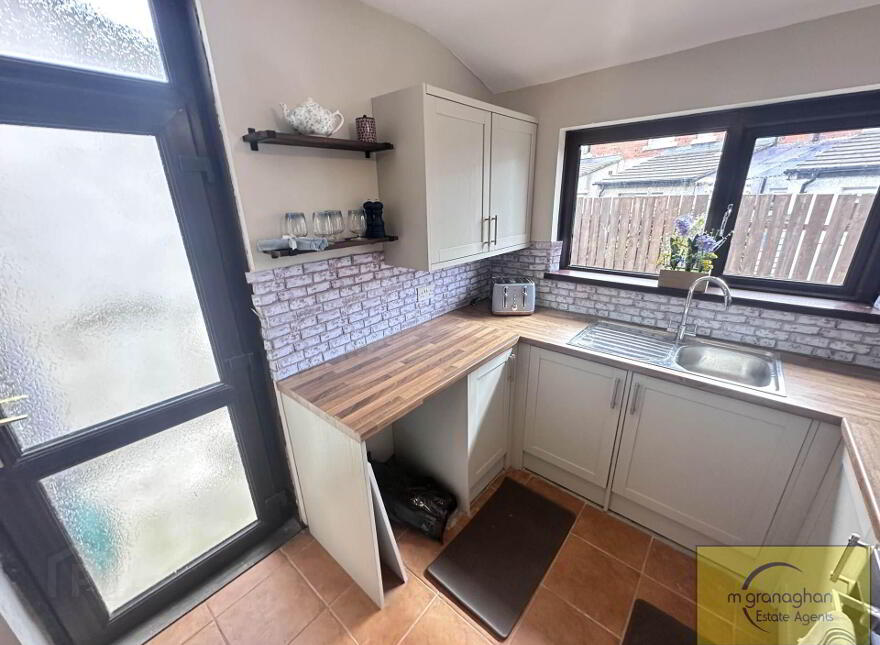 13 Whiterock Drive, Whiterock, Belfast, BT12 7PR