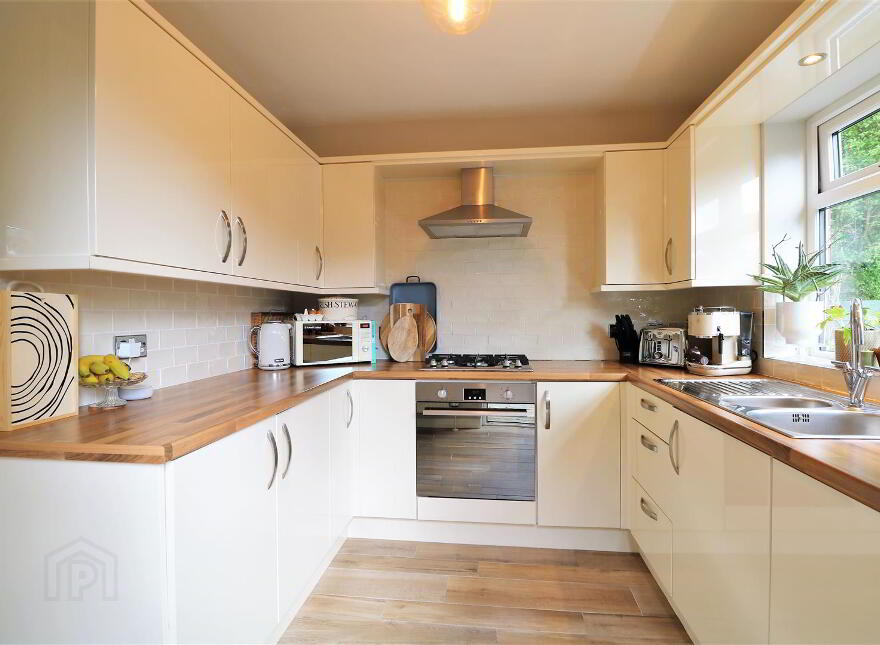 51 Duncoole Park, Belfast, BT14 8JS