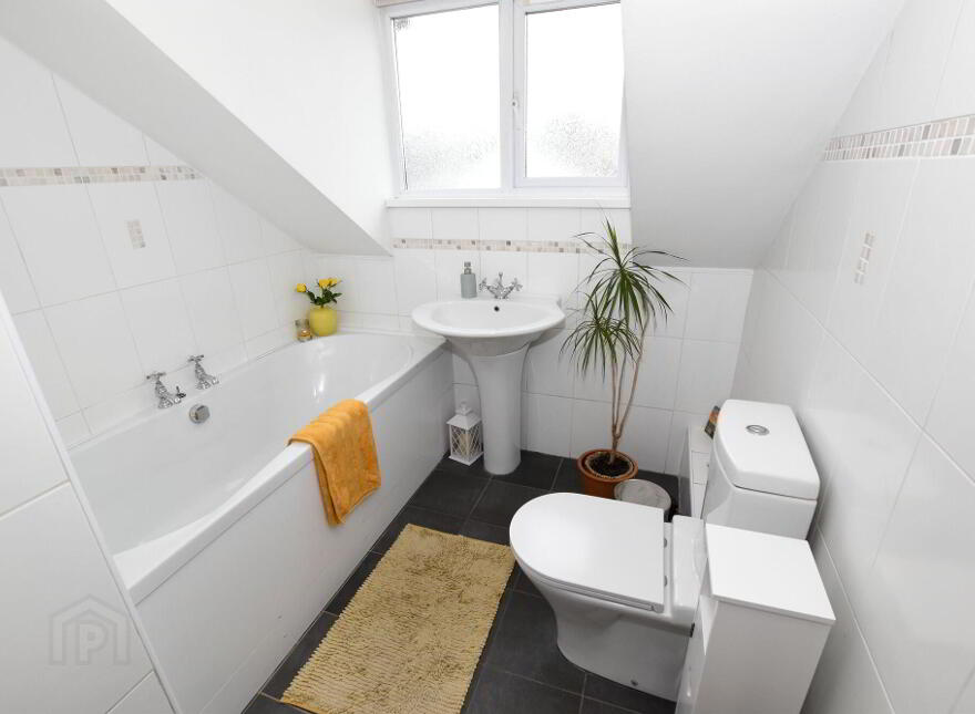 18a Portmore Lea, Ballinderry, Lisburn, BT28 2LX