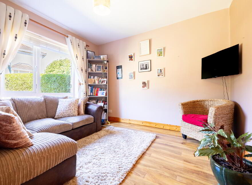 2 Droimeala, Cashel Road, Clonmel, E91X017