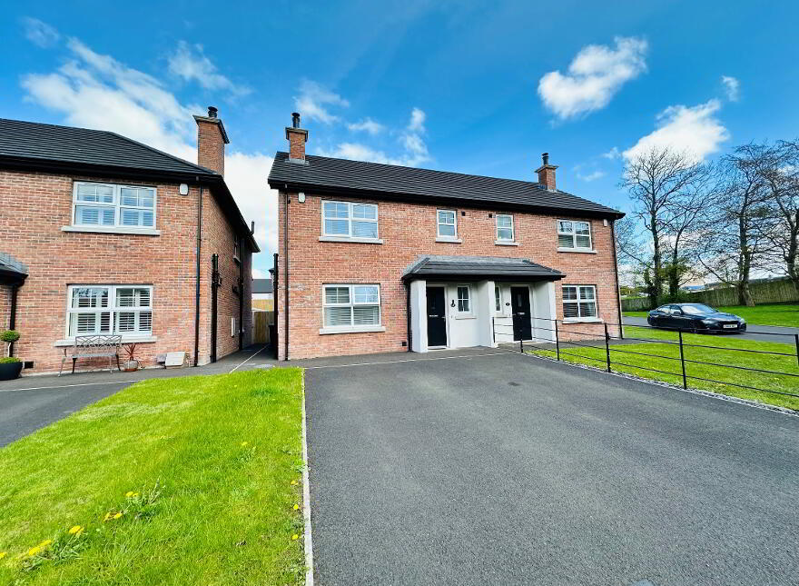19 Park View, Ballymena, BT43 6FR photo