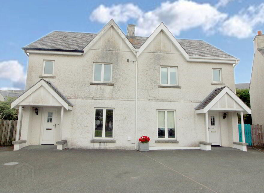 45 Harbour Cottages, Carlingford, A91V592 photo