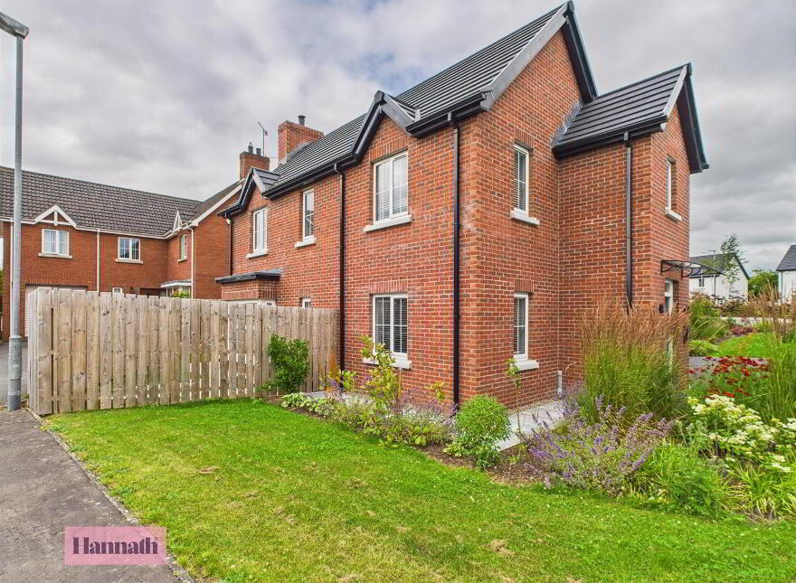 51 Toberhewny Lodge, Lurgan, Craigavon, BT66 7FL photo