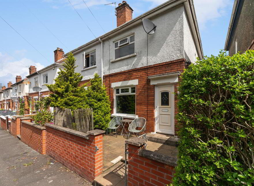 32 Dunraven Gardens, Belfast, BT5 5LG