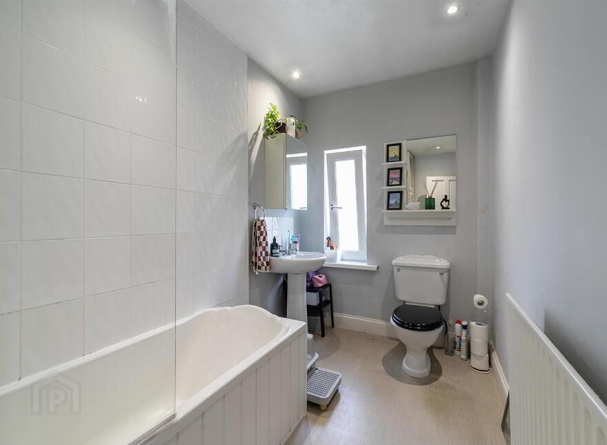32 Dunraven Gardens, Belfast, BT5 5LG
