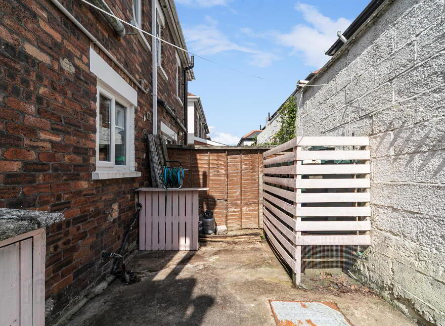 32 Dunraven Gardens, Belfast, BT5 5LG