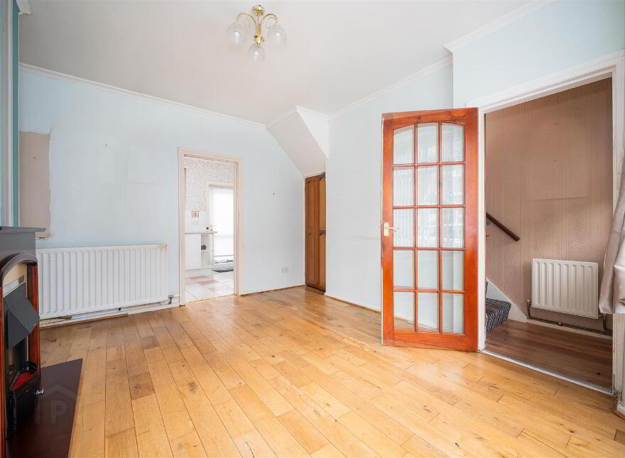 11 Lichfield Avenue, Belfast, BT5 5JQ