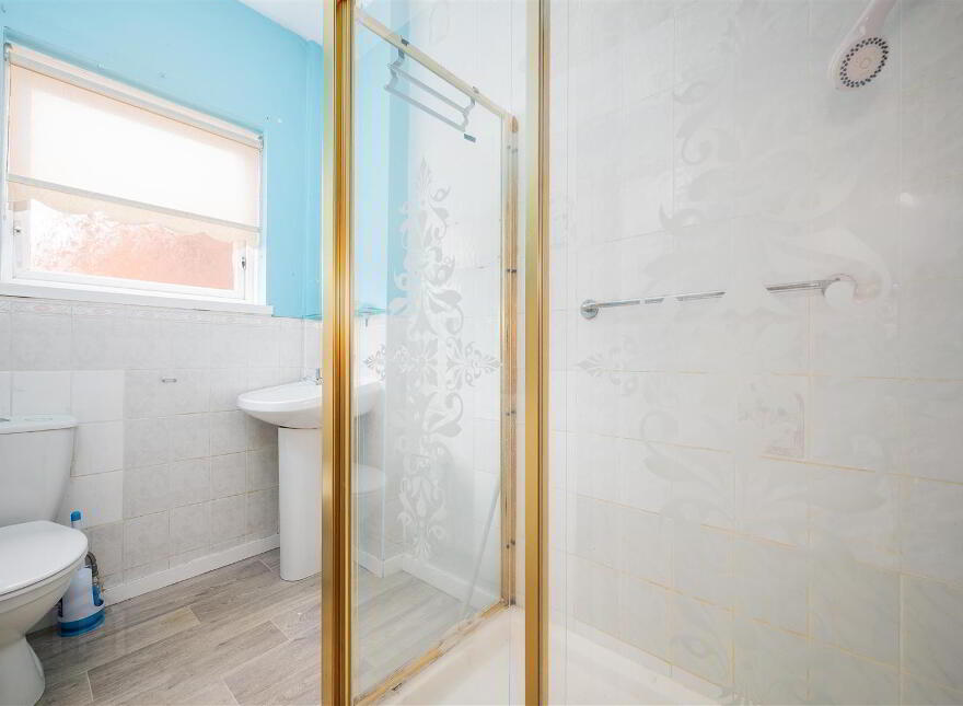 11 Lichfield Avenue, Belfast, BT5 5JQ