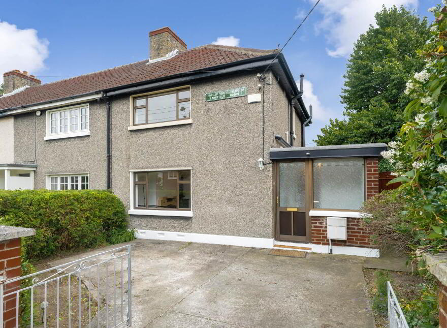 23 Larkfield Grove, Harolds Cross 6w, D6w X318, Dublin photo
