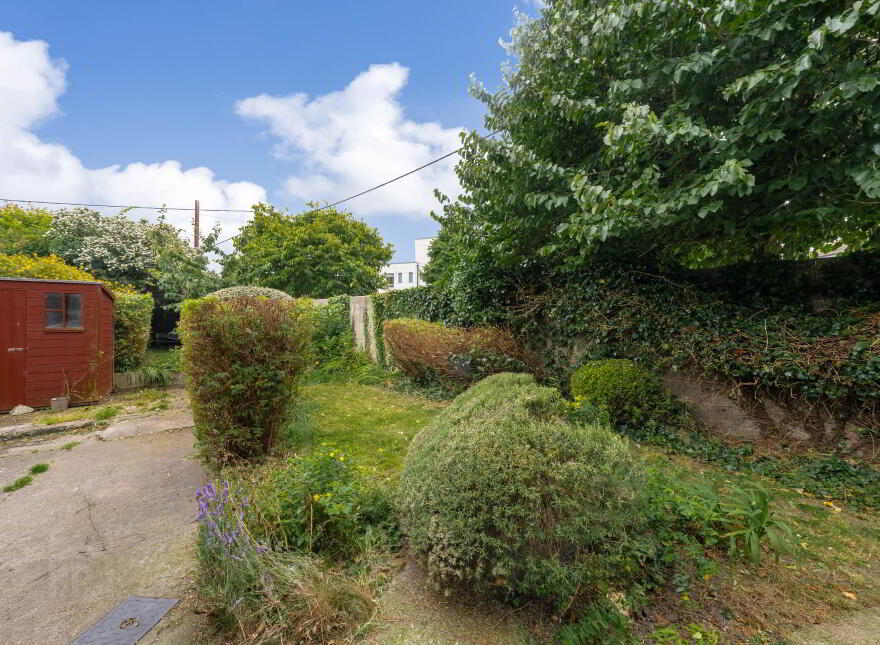 23 Larkfield Grove, Harolds Cross 6w, D6w X318, Dublin