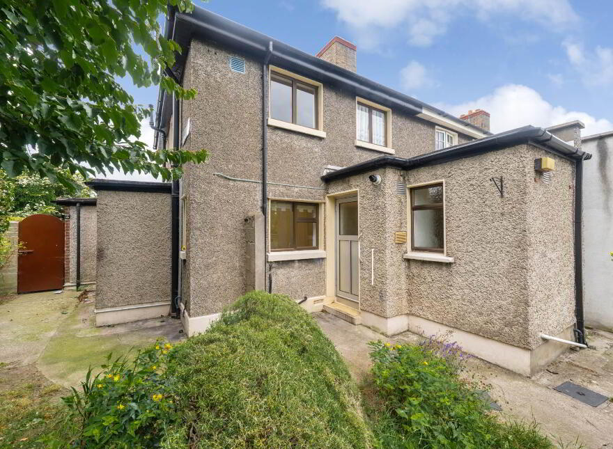 23 Larkfield Grove, Harolds Cross 6w, D6w X318, Dublin