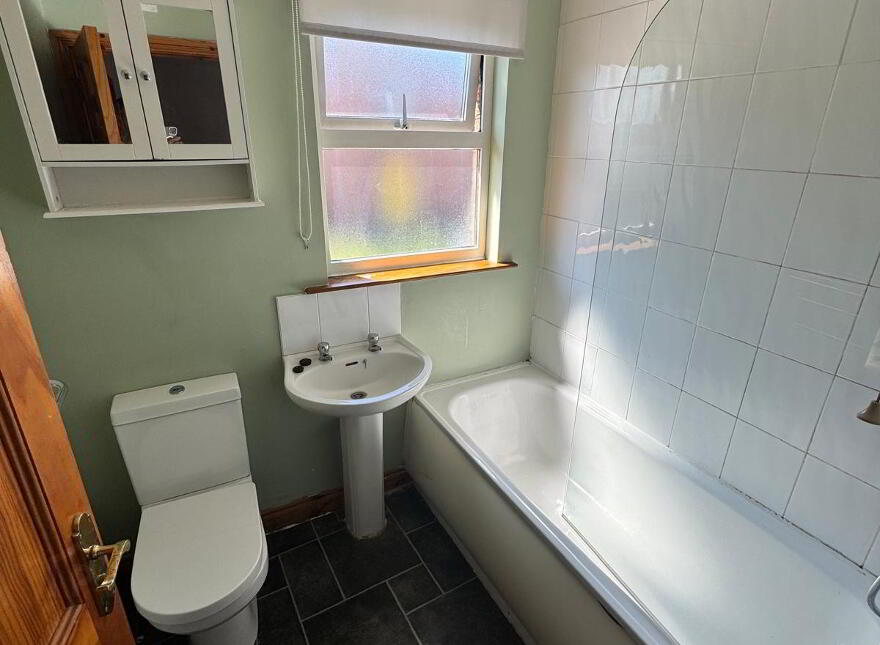 25 Balmoral Square, Bangor, BT19 7XL