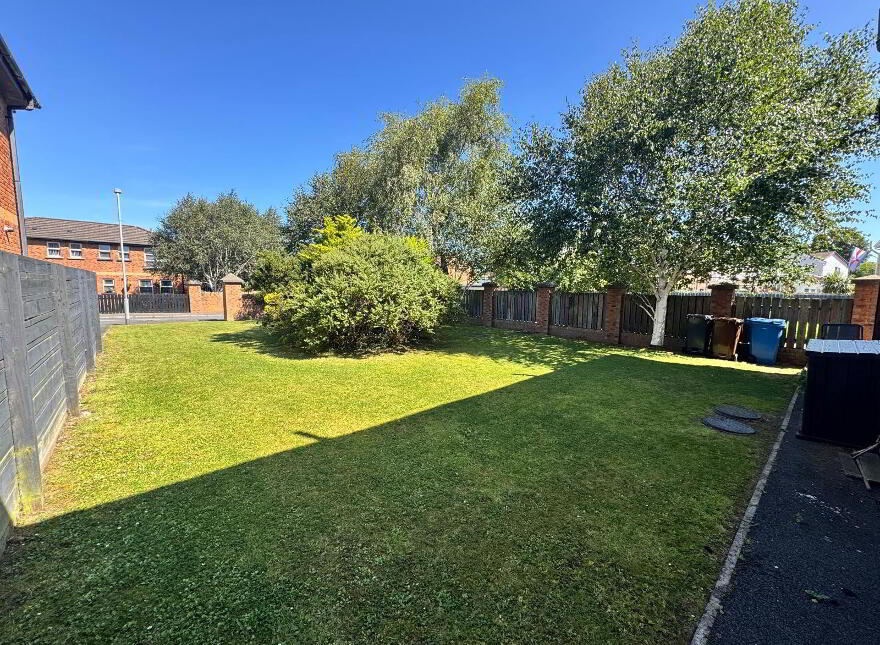 25 Balmoral Square, Bangor, BT19 7XL