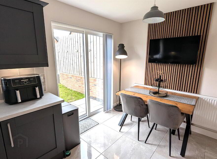 7 Ballyveigh Parade, Antrim, BT41 2FN