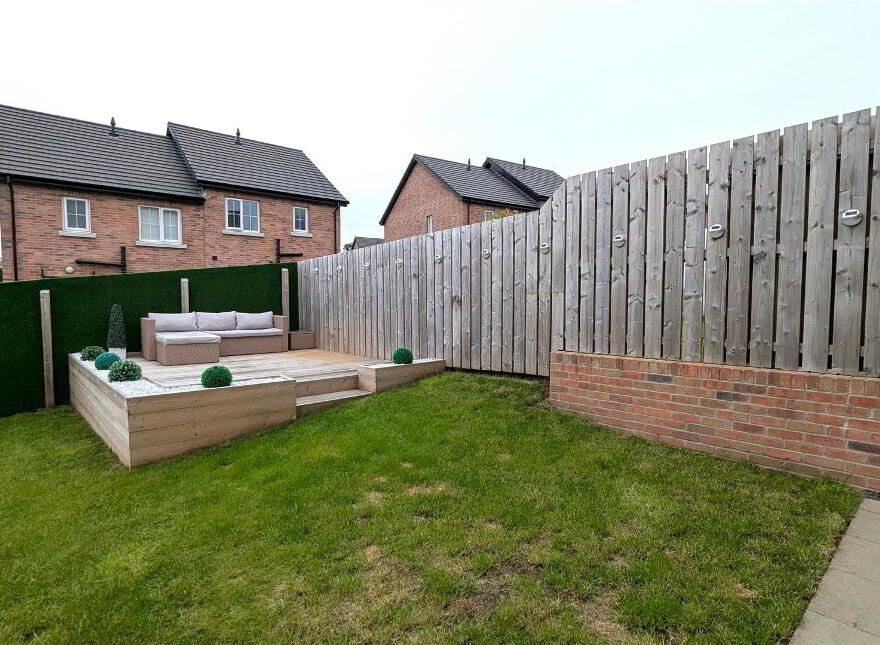 7 Ballyveigh Parade, Antrim, BT41 2FN