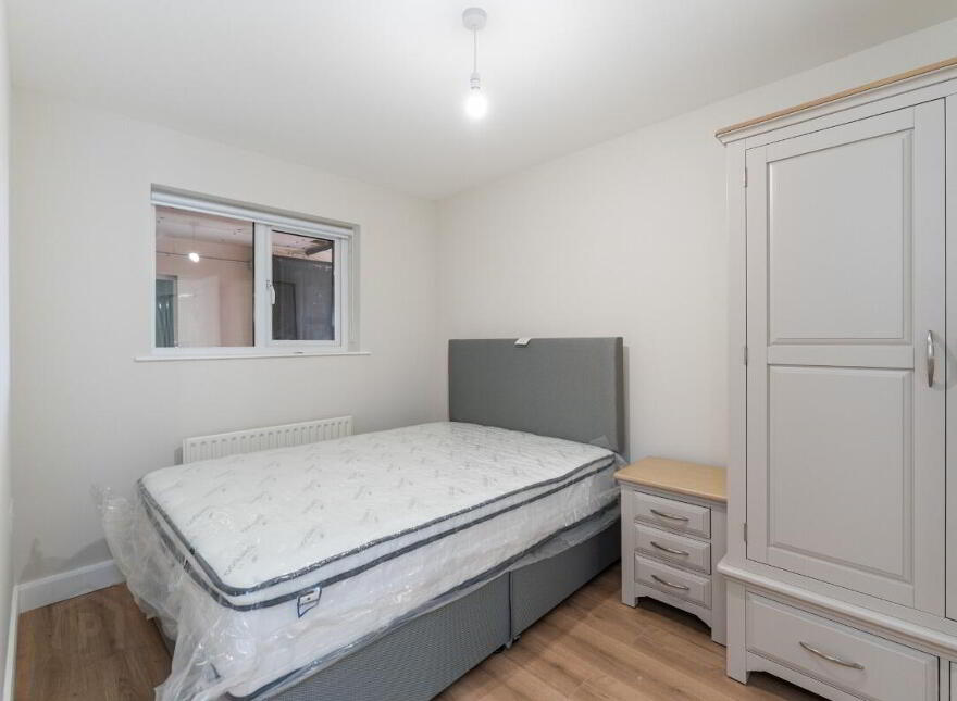 101 College Court Central, Belfast, BT1 6BF