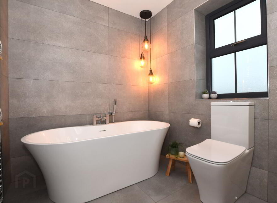 34 Castlerainey Road, Crossgar, BT30 9DP