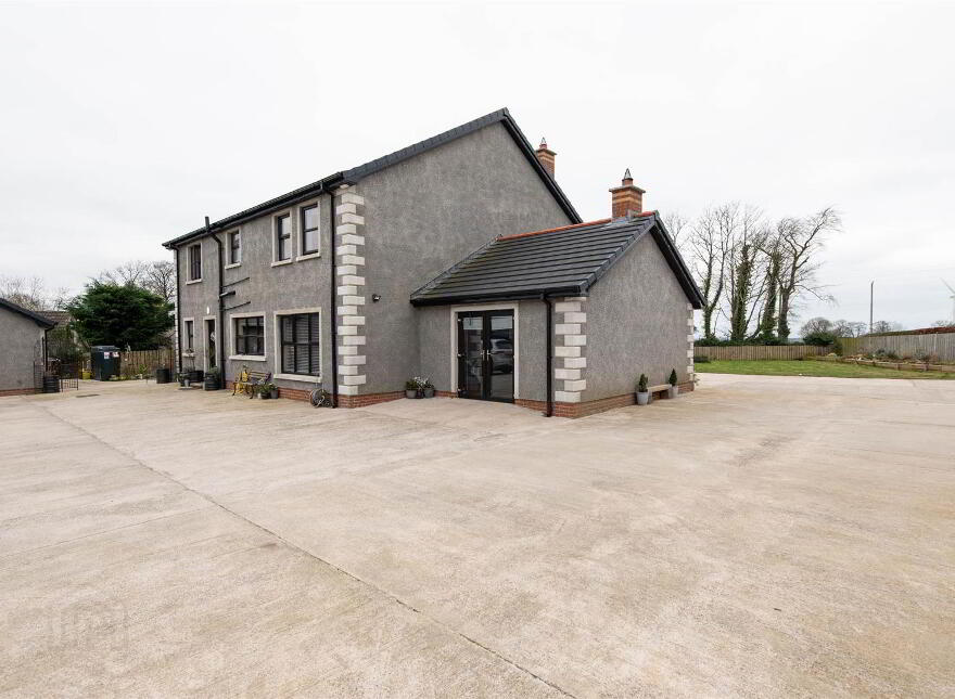 3 Mullaghdrin Road East, Dromore, Dromara, BT25 2AQ