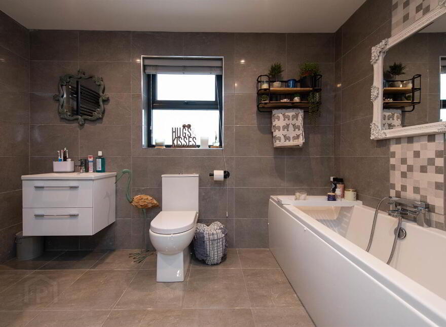 3 Mullaghdrin Road East, Dromore, Dromara, BT25 2AQ