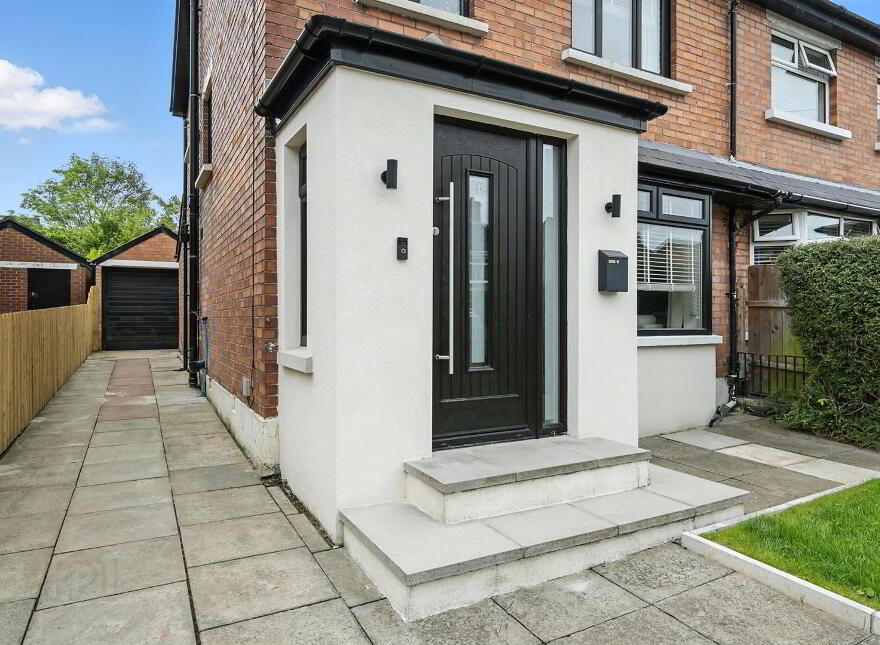 85 Priory Park, Belfast, BT10 0AG