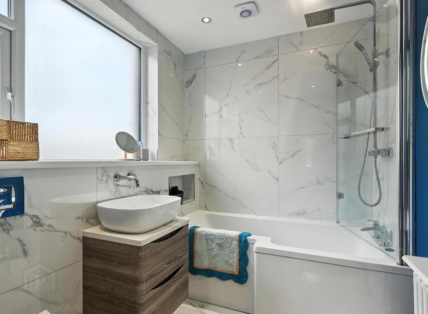 85 Priory Park, Belfast, BT10 0AG