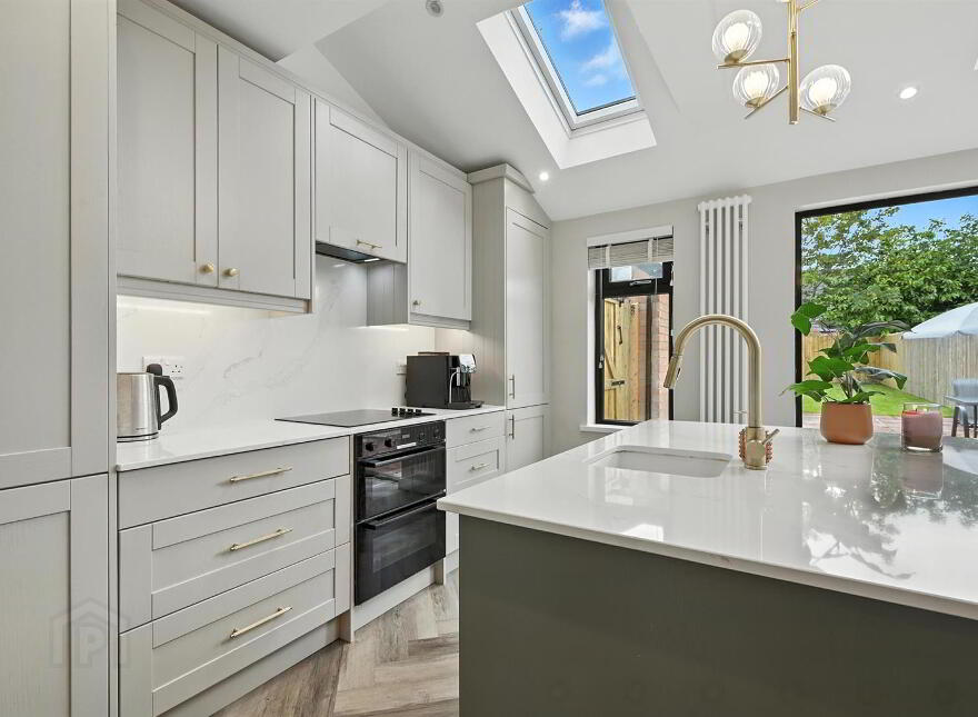 85 Priory Park, Belfast, BT10 0AG