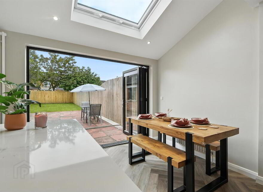 85 Priory Park, Belfast, BT10 0AG