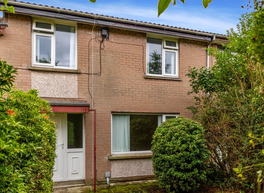 128 Dunclug Gardens, Ballymena, BT43 6NP photo