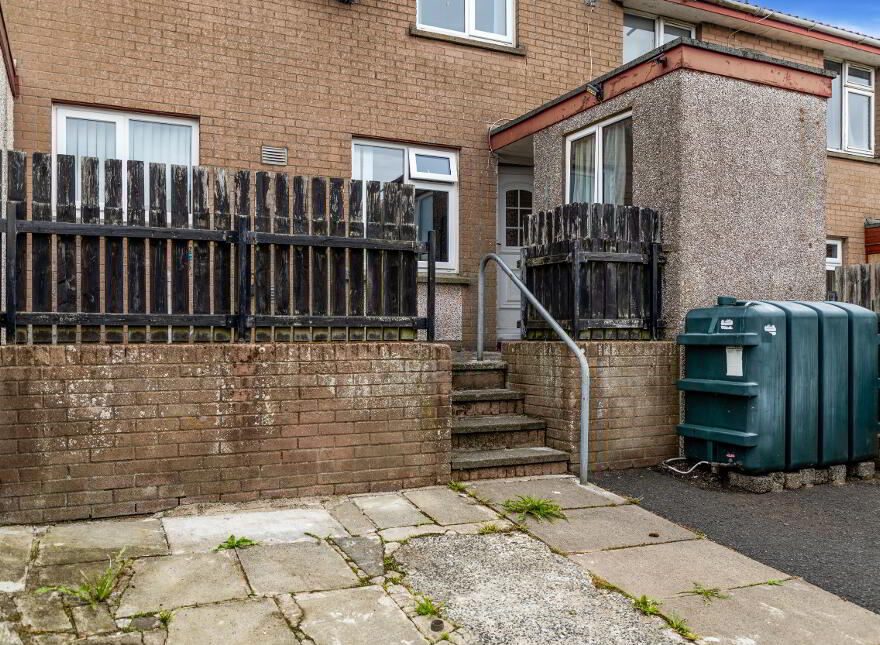 128 Dunclug Gardens, Ballymena, BT43 6NP