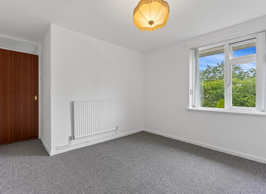 128 Dunclug Gardens, Ballymena, BT43 6NP