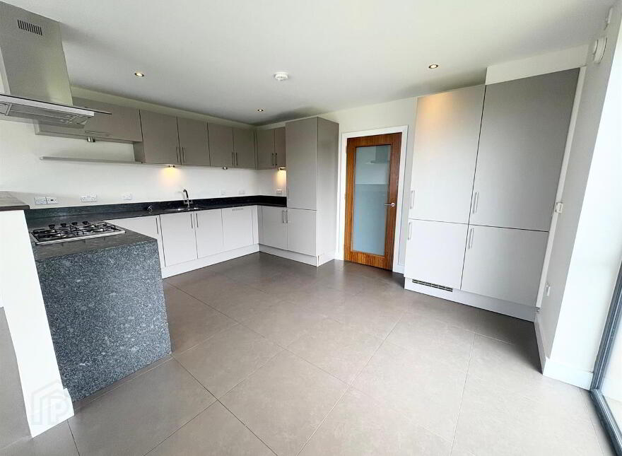 Apartment 1 5 Island Park, Carrickfergus, BT38 8TW