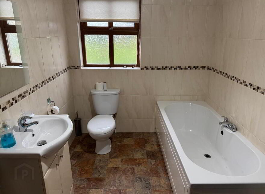 196 Charlestown Road, Derrytrasna, Craigavon, BT66 6PW